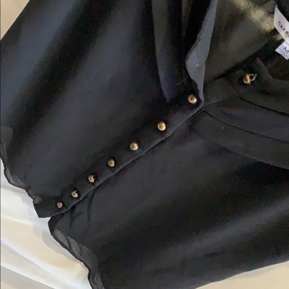 Black button up blouse - Picture 4 of 5